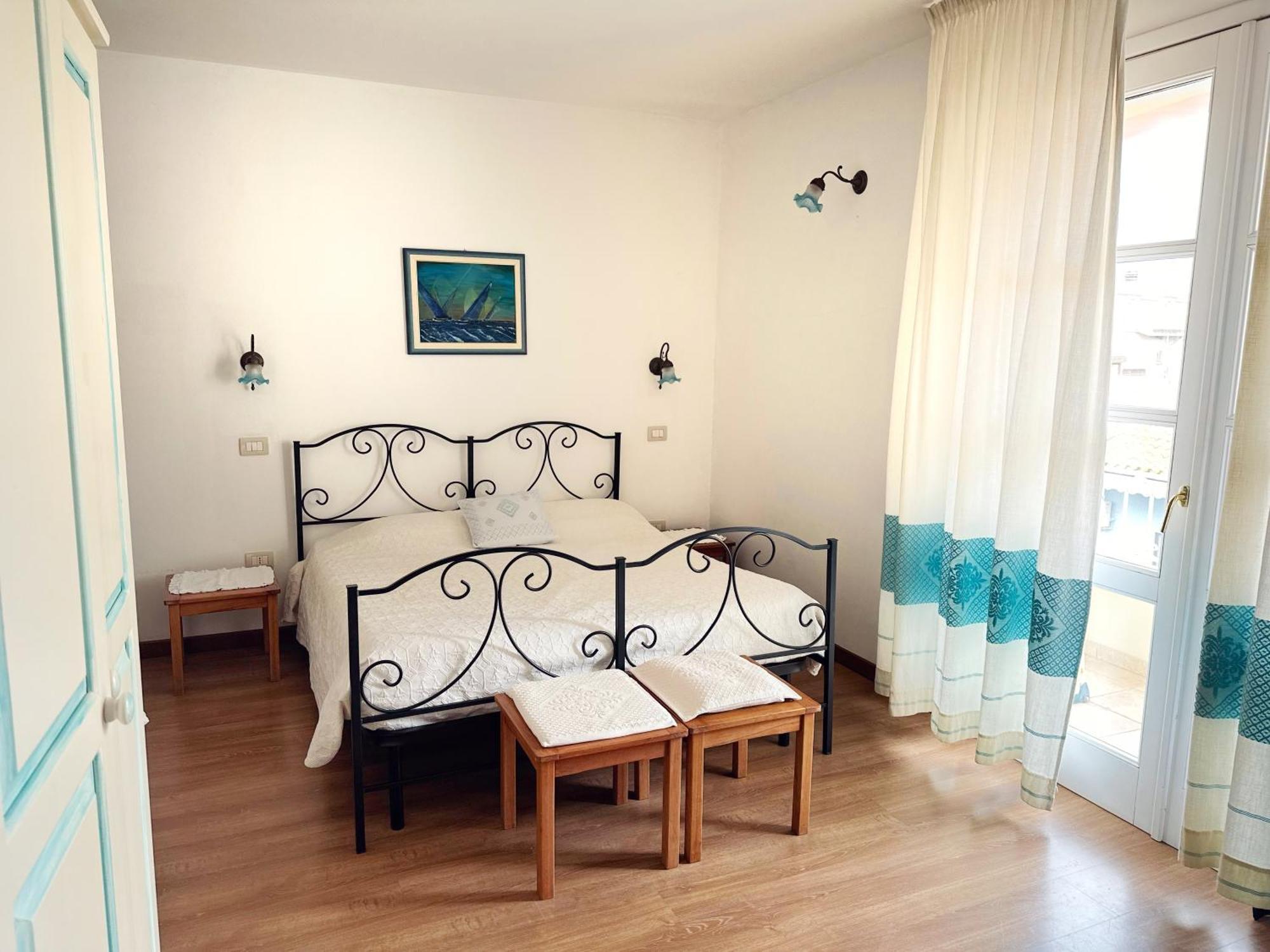 B&B Tre - Rooms & Relax Ористано Екстер'єр фото