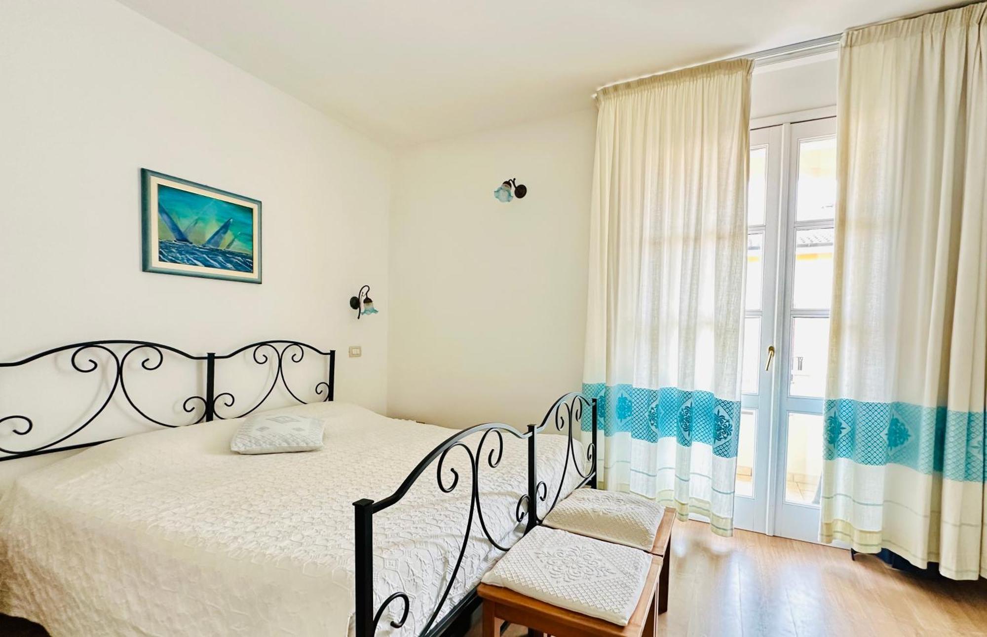 B&B Tre - Rooms & Relax Ористано Екстер'єр фото