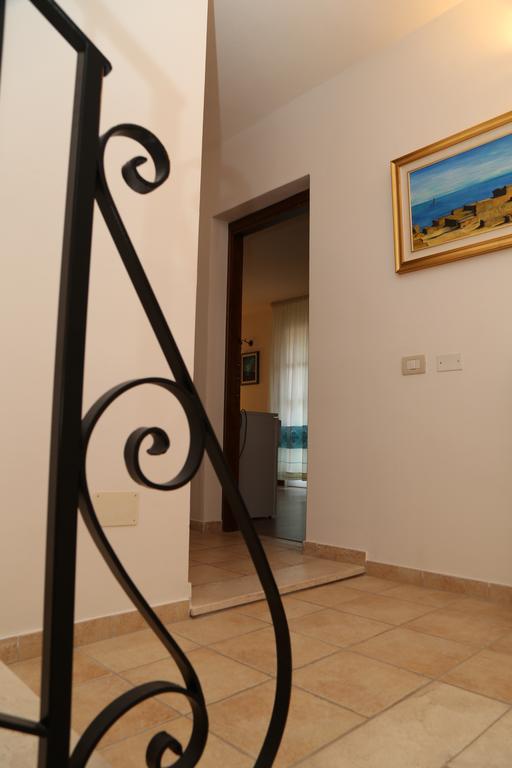 B&B Tre - Rooms & Relax Ористано Екстер'єр фото